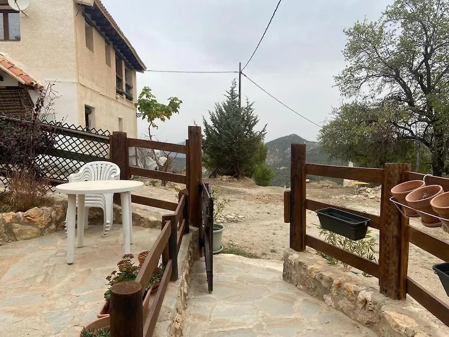 בית נופש פונטונס Preciosa Casita Rural En La Sierra De Segur A, Cazorla Y Las Villas ספרד